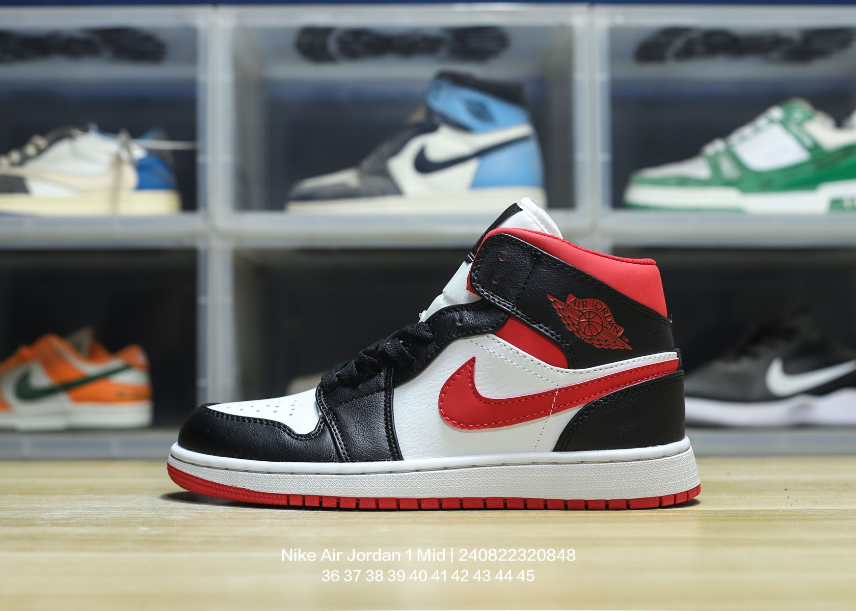 Air Jordan 1 Mid-003