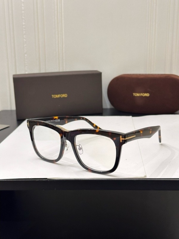 Tom Ford Plain Glass Spectacles(High Quality)-417