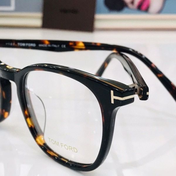 Tom Ford Plain Glass Spectacles(High Quality)-397