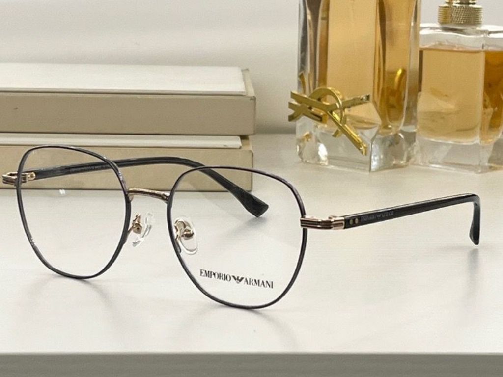 Armani Plain Glass Spectacles(High Quality)-056