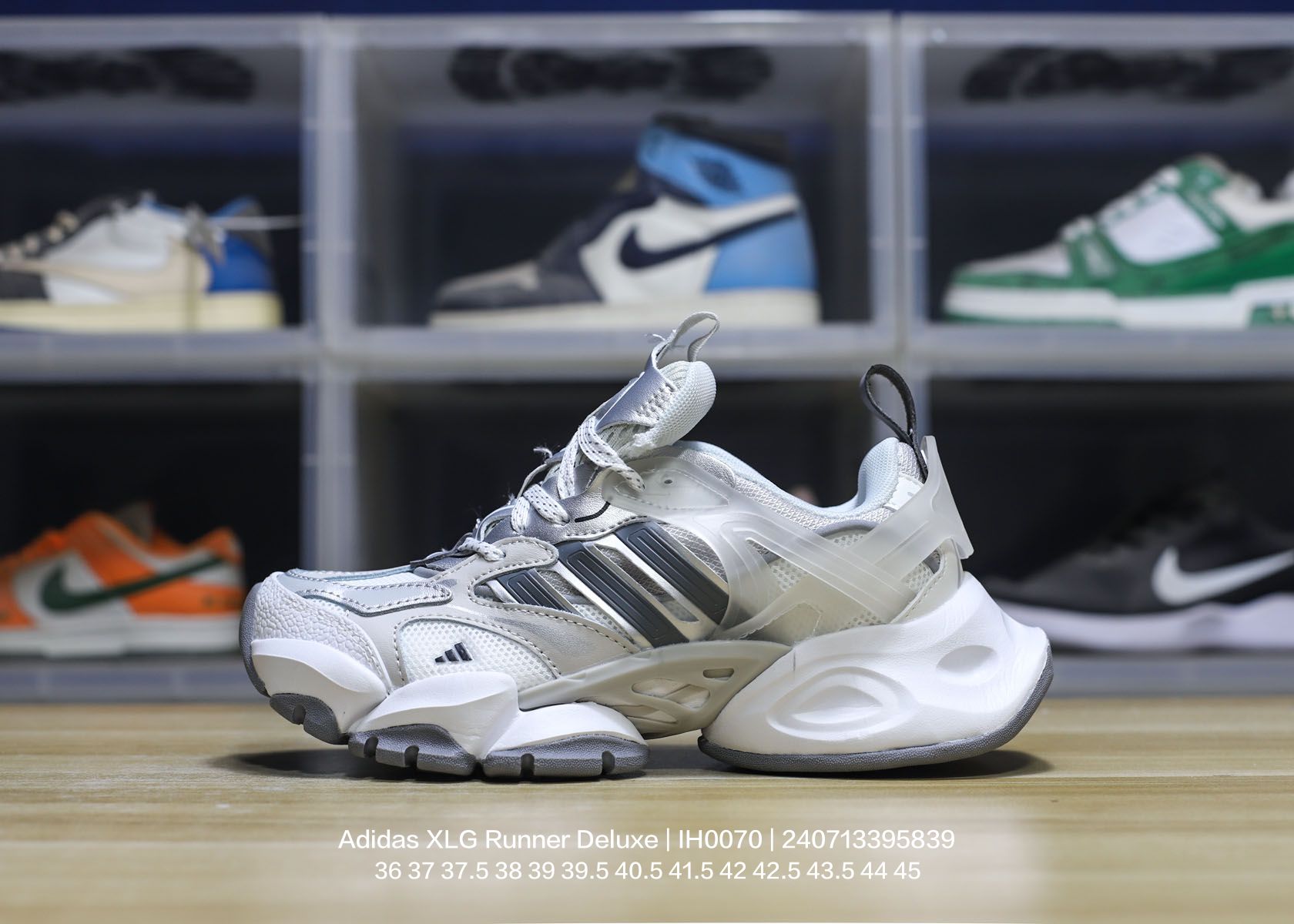 Adidas XLG Runner Deluxe-011