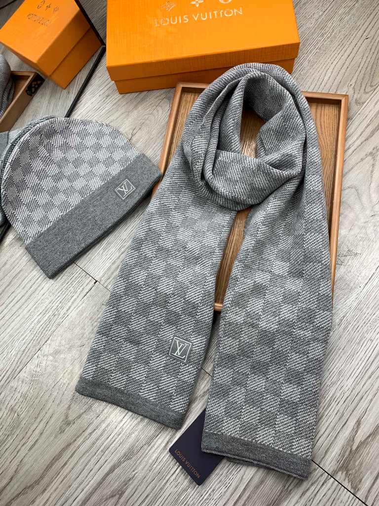 LV Beanies&Scarf-010