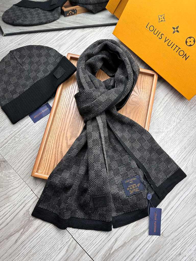 LV Beanies&Scarf-009