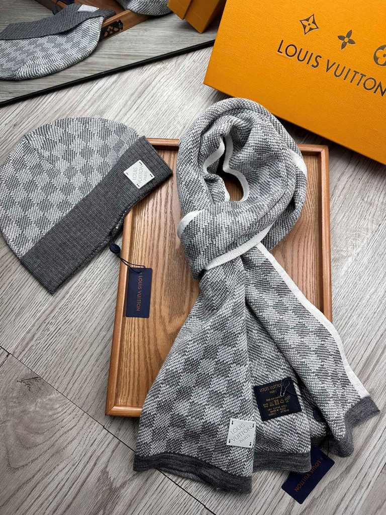 LV Beanies&Scarf-008