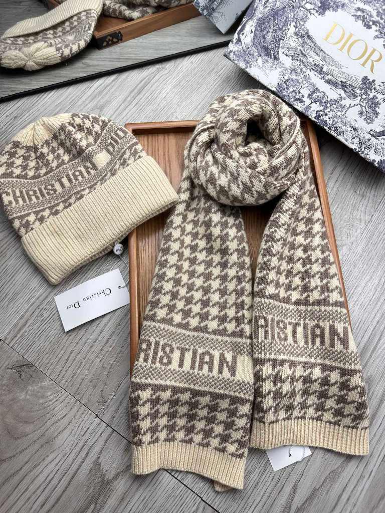 Dior Beanies&Scarf-014