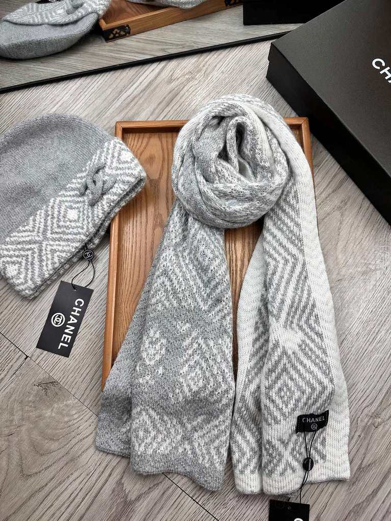 Chanel Beanies&Scarf-030