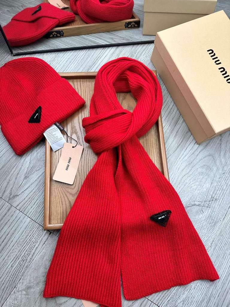 MiuMiu Beanies&Scarf-004