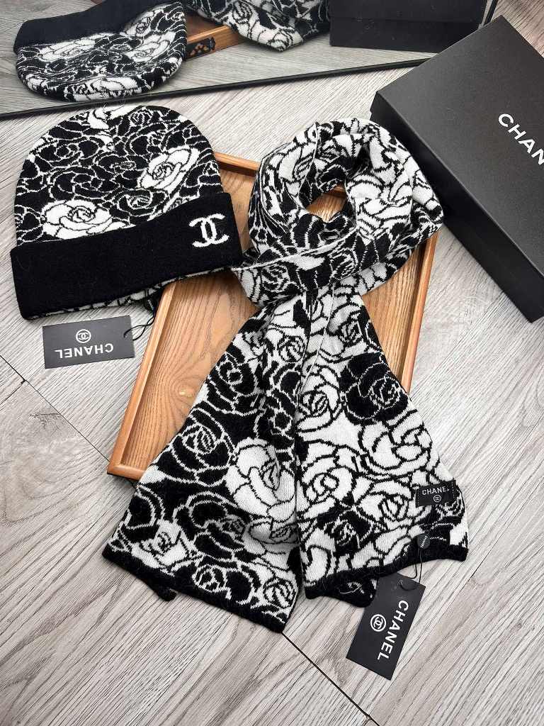 Chanel Beanies&Scarf-023