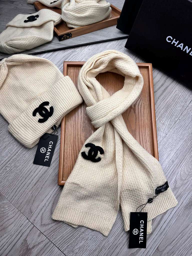 Chanel Beanies&Scarf-015