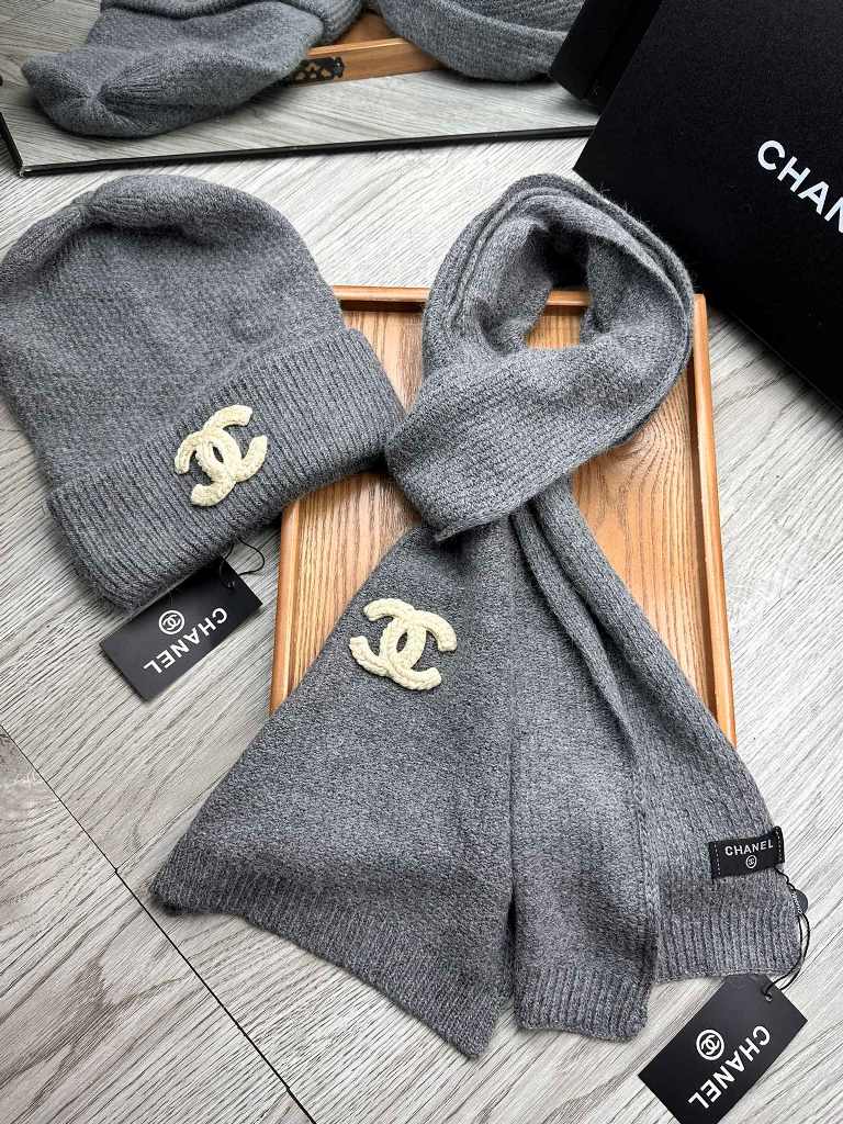 Chanel Beanies&Scarf-010