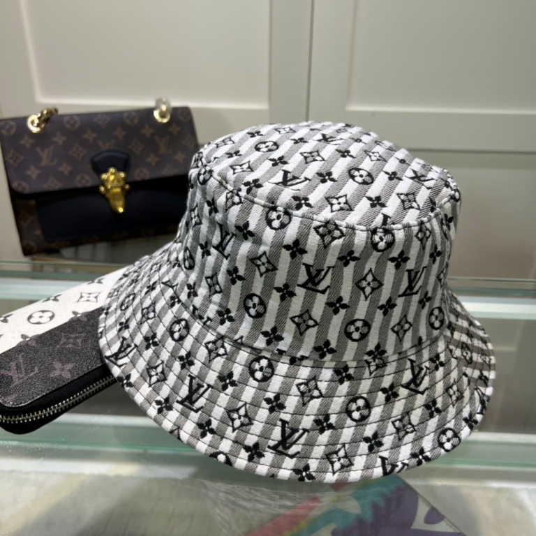 LV Hats-018