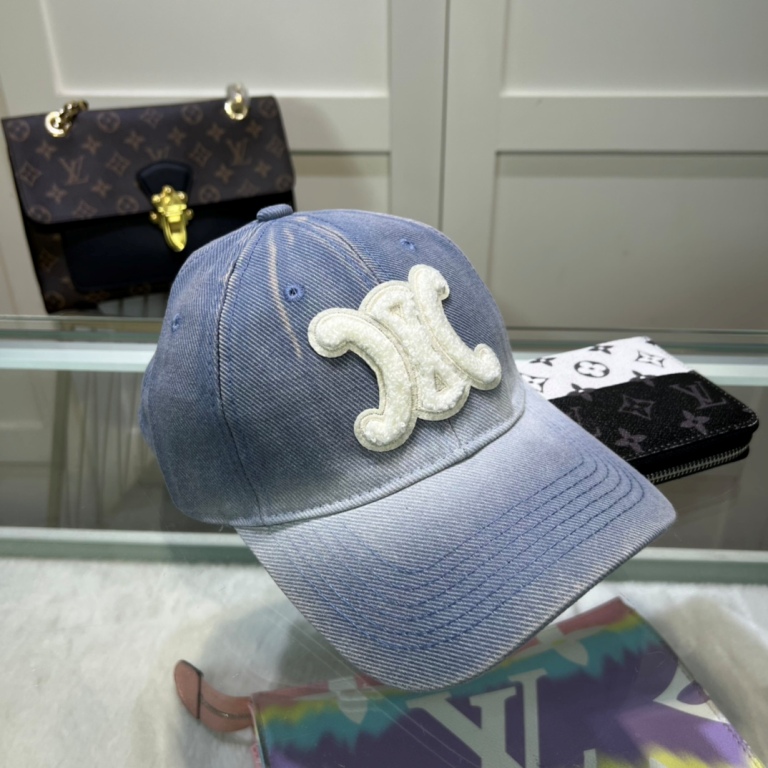 Celine Cap-082