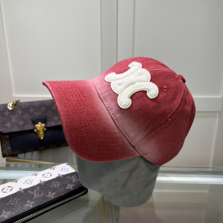 Celine Cap-081