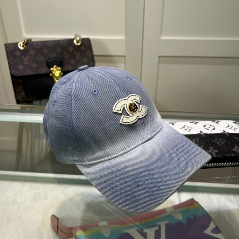 Chanel Cap-077