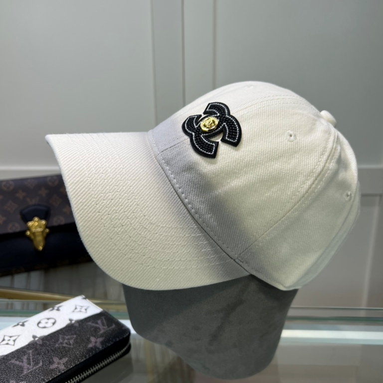 Chanel Cap-075