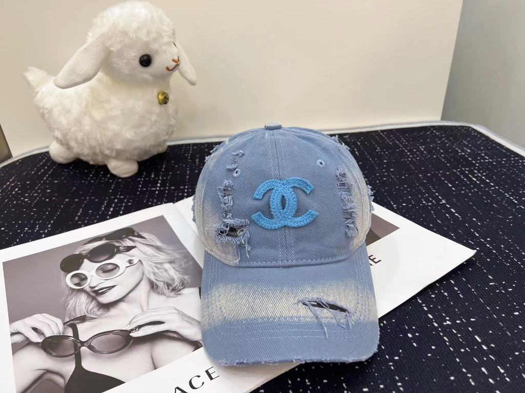 Chanel Cap-073