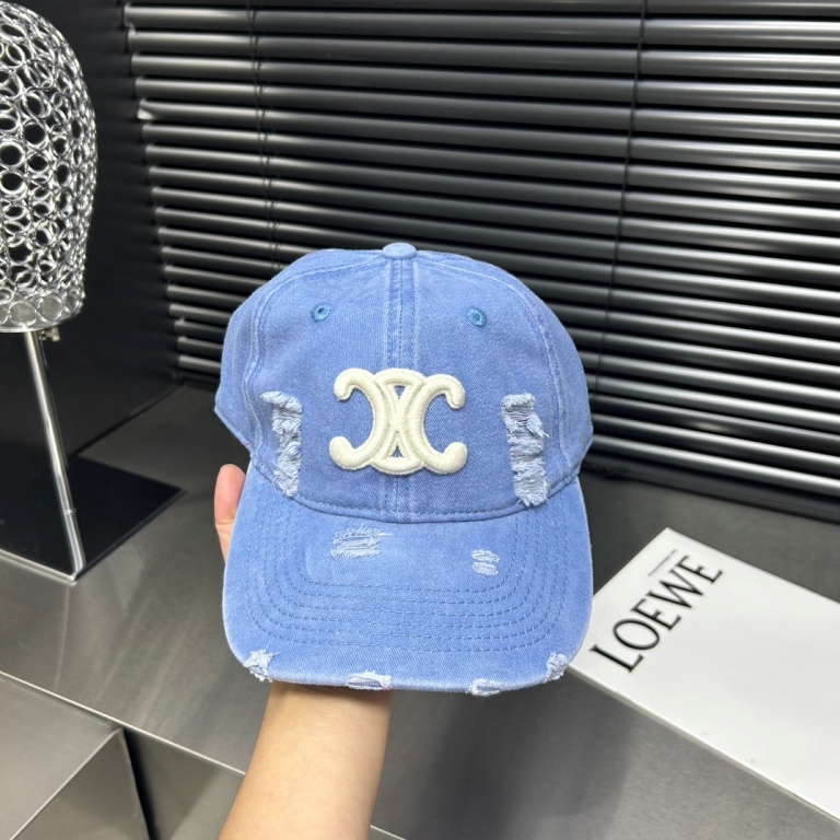 Celine Cap-072