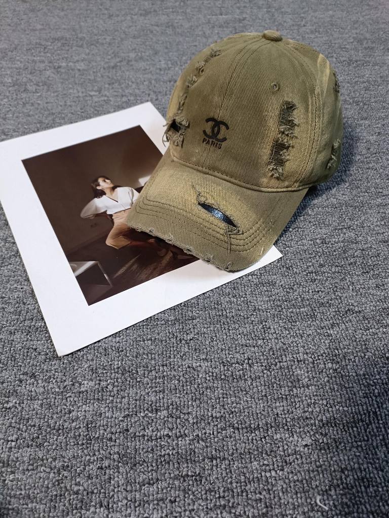 Chanel Cap-070