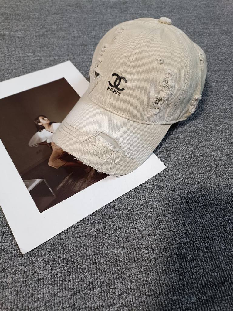 Chanel Cap-068