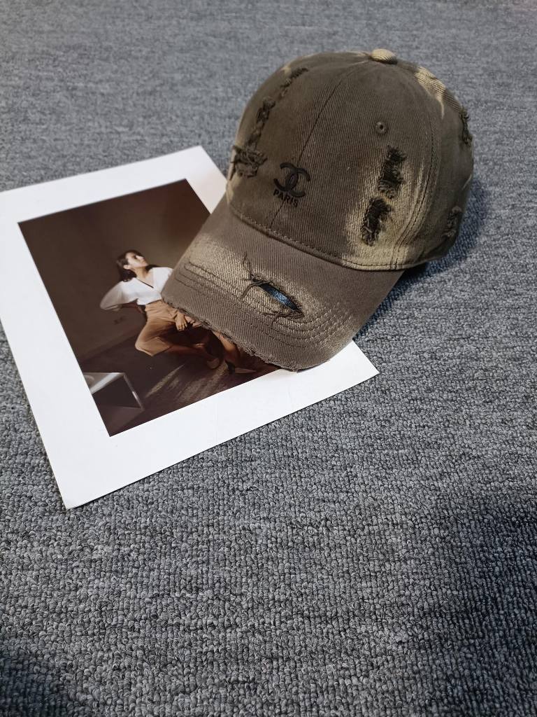 Chanel Cap-067