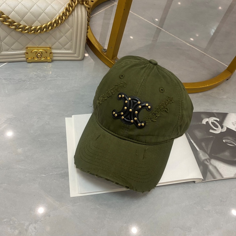 Celine Cap-069