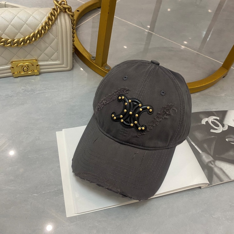Celine Cap-068