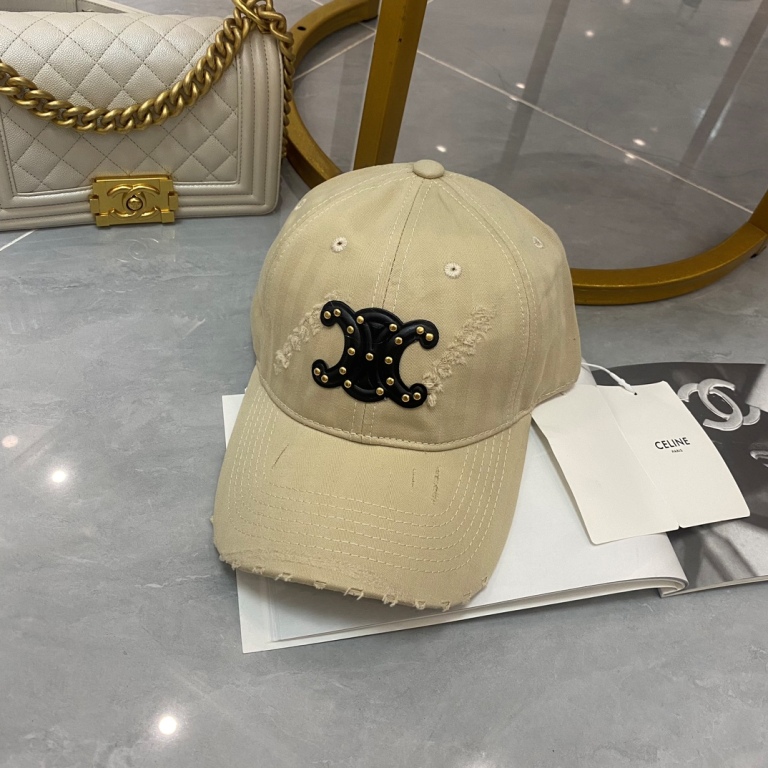 Celine Cap-067