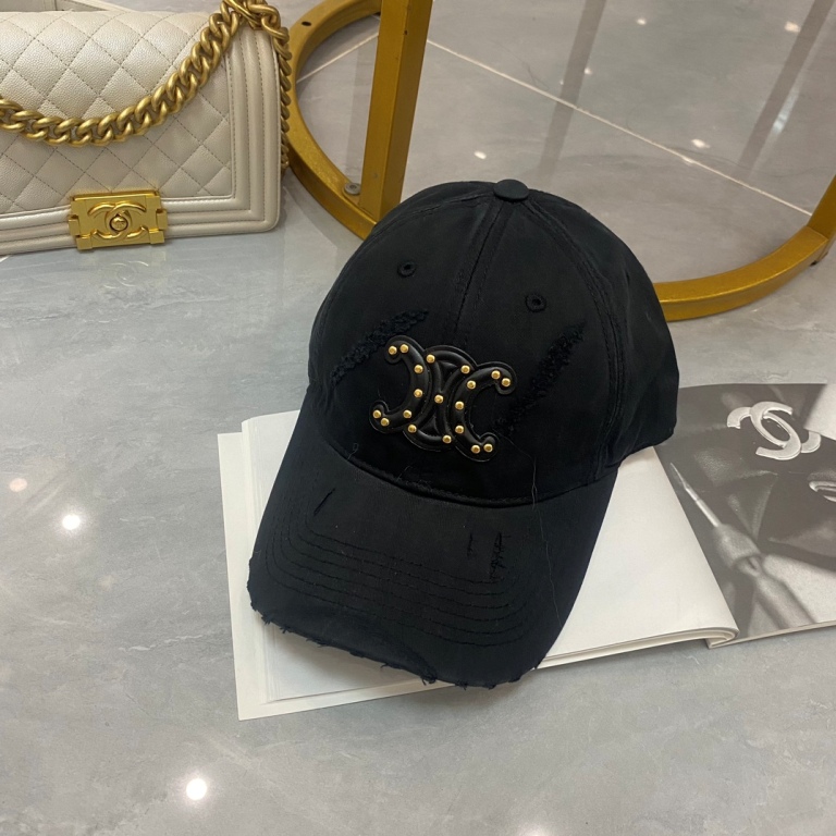 Celine Cap-066