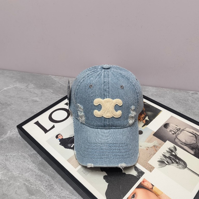 Celine Cap-049