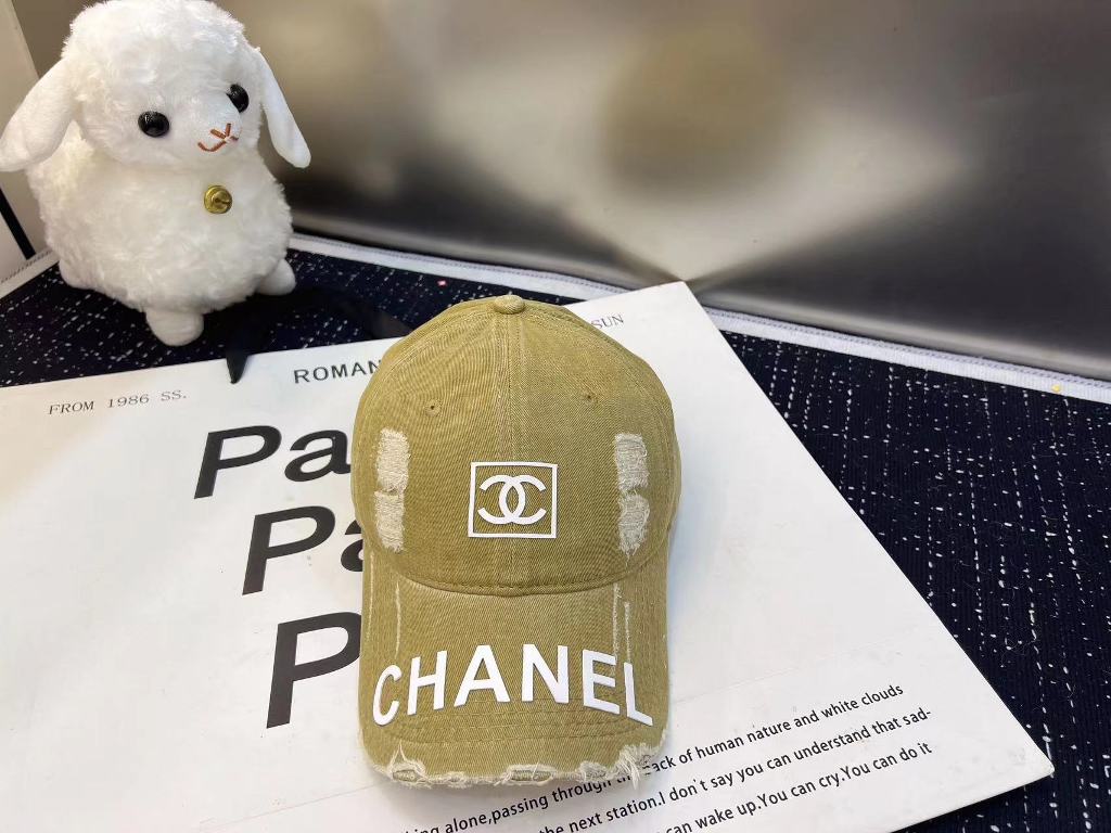 Chanel Cap-054