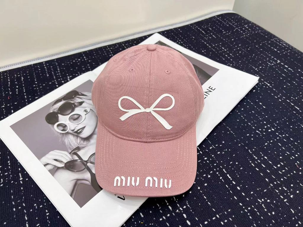 MiuMiu Cap-016