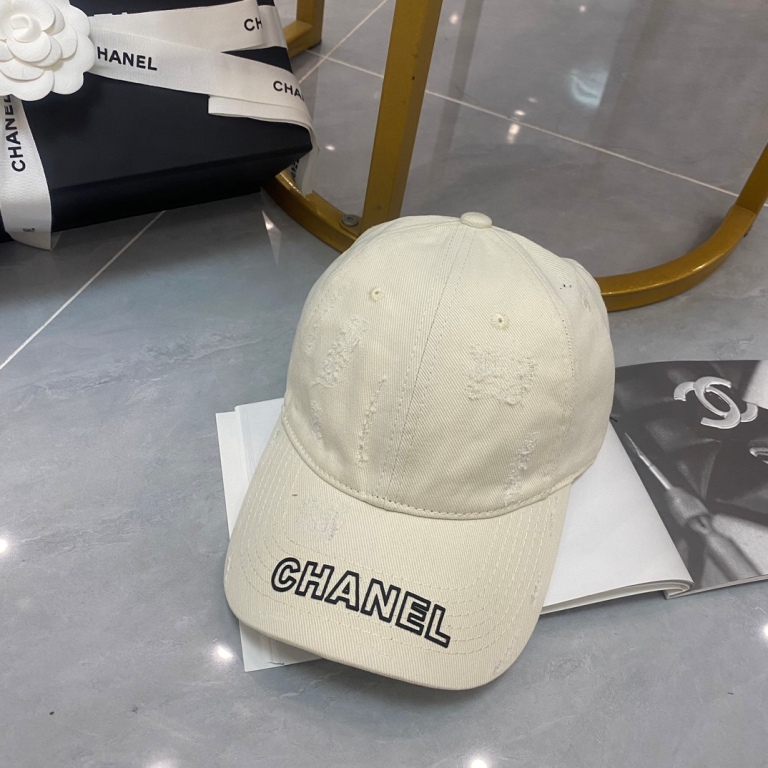 Chanel Cap-047