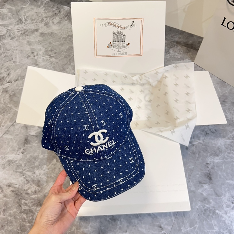Chanel Cap-045