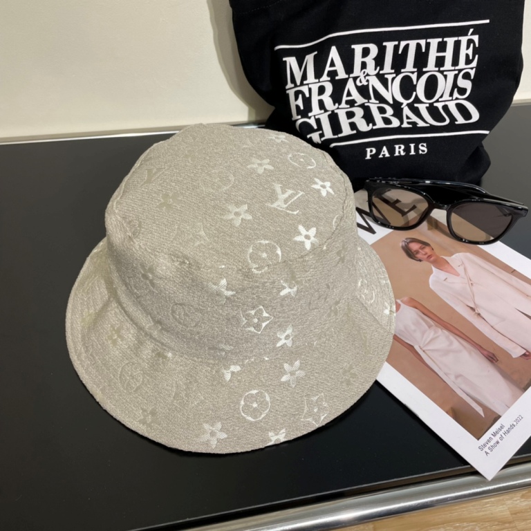 LV Hats-006