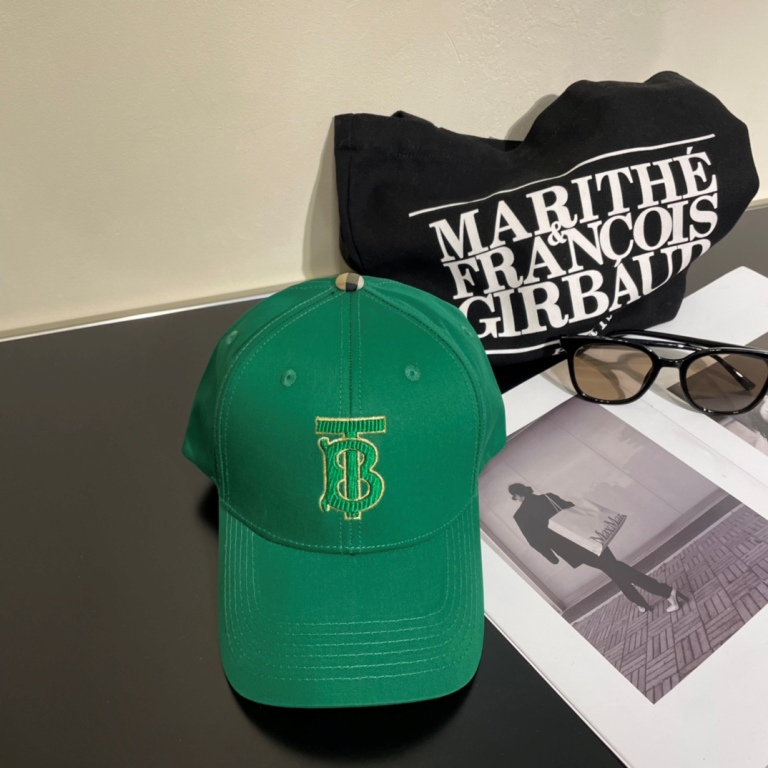 Burberry Cap-019