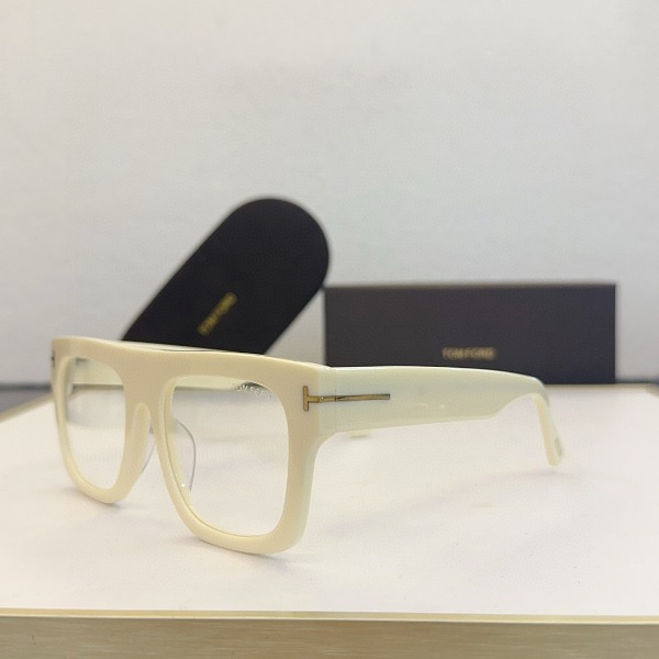 Tom Ford Plain Glass Spectacles(High Quality)-412