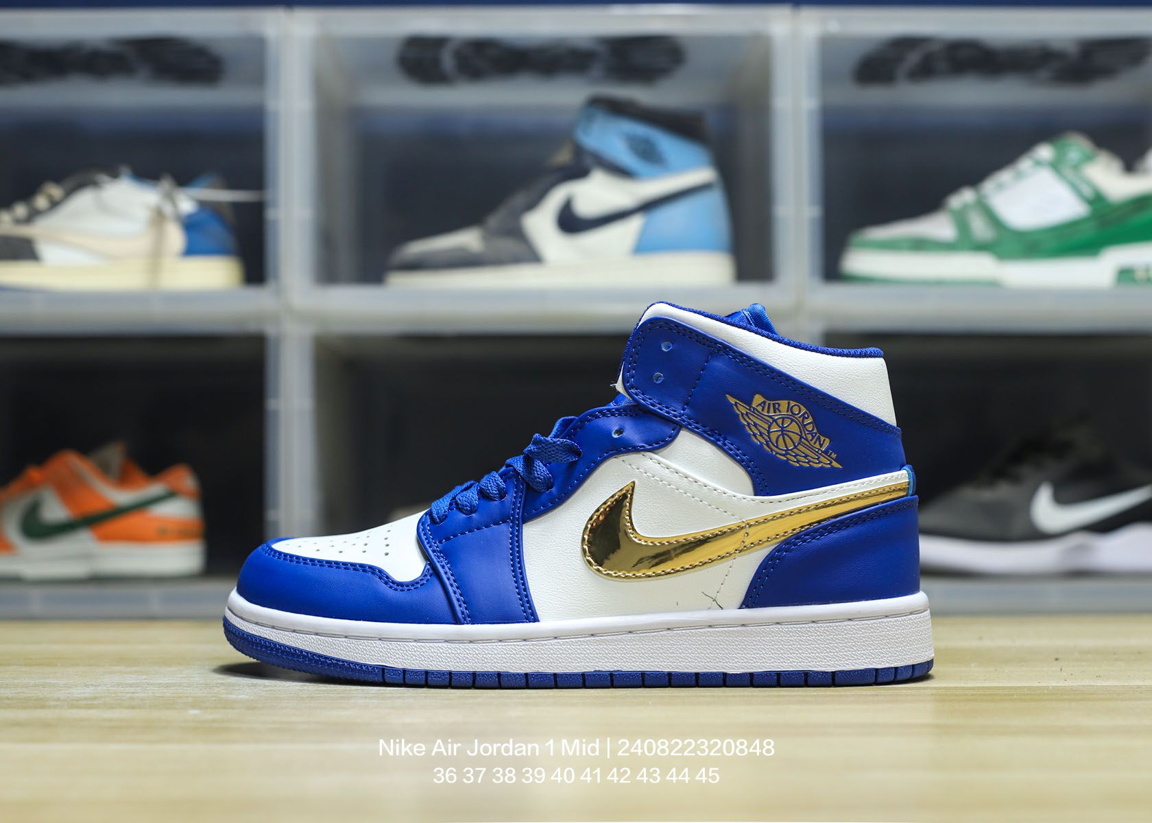 Air Jordan 1 Mid-004