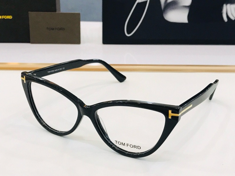 Tom Ford Plain Glass Spectacles(High Quality)-409