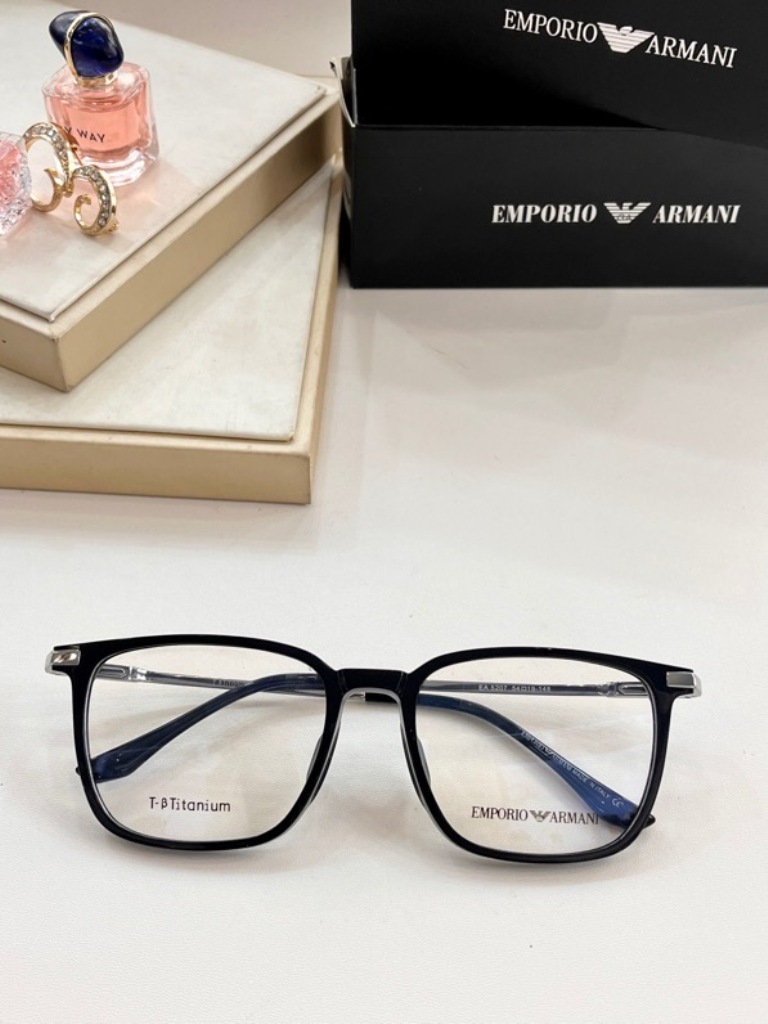 Armani Plain Glass Spectacles(High Quality)-081