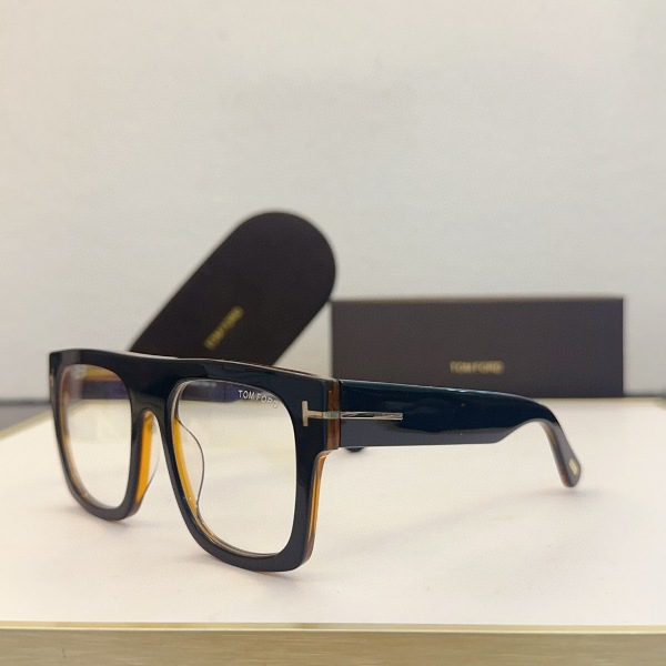 Tom Ford Plain Glass Spectacles(High Quality)-512
