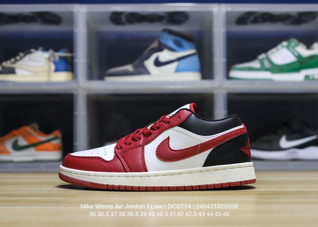 Air Jordan 1 Low-017