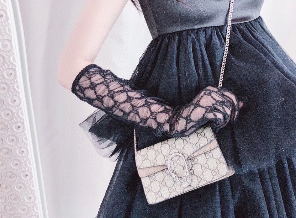 Gucci Gloves(AAA)-040