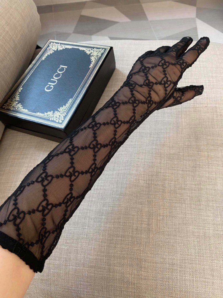 Gucci Gloves(AAA)-039