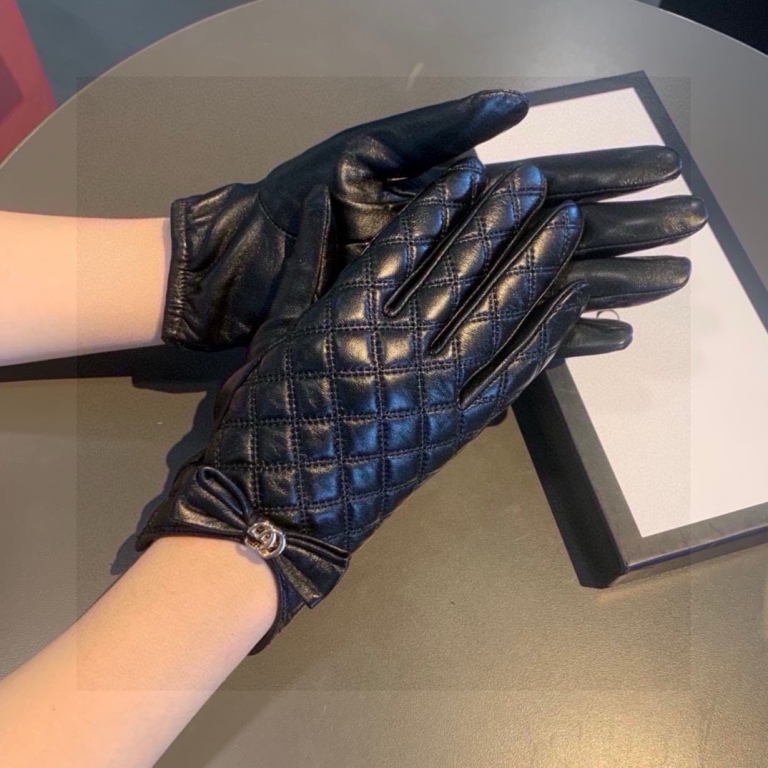 Gucci Gloves(AAA)-018