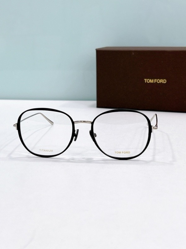 Tom Ford Plain Glass Spectacles(High Quality)-311