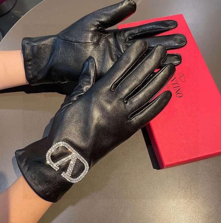 Valentino Gloves(AAA)-001