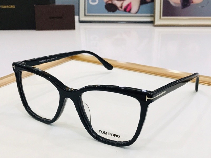 Tom Ford Plain Glass Spectacles(High Quality)-457