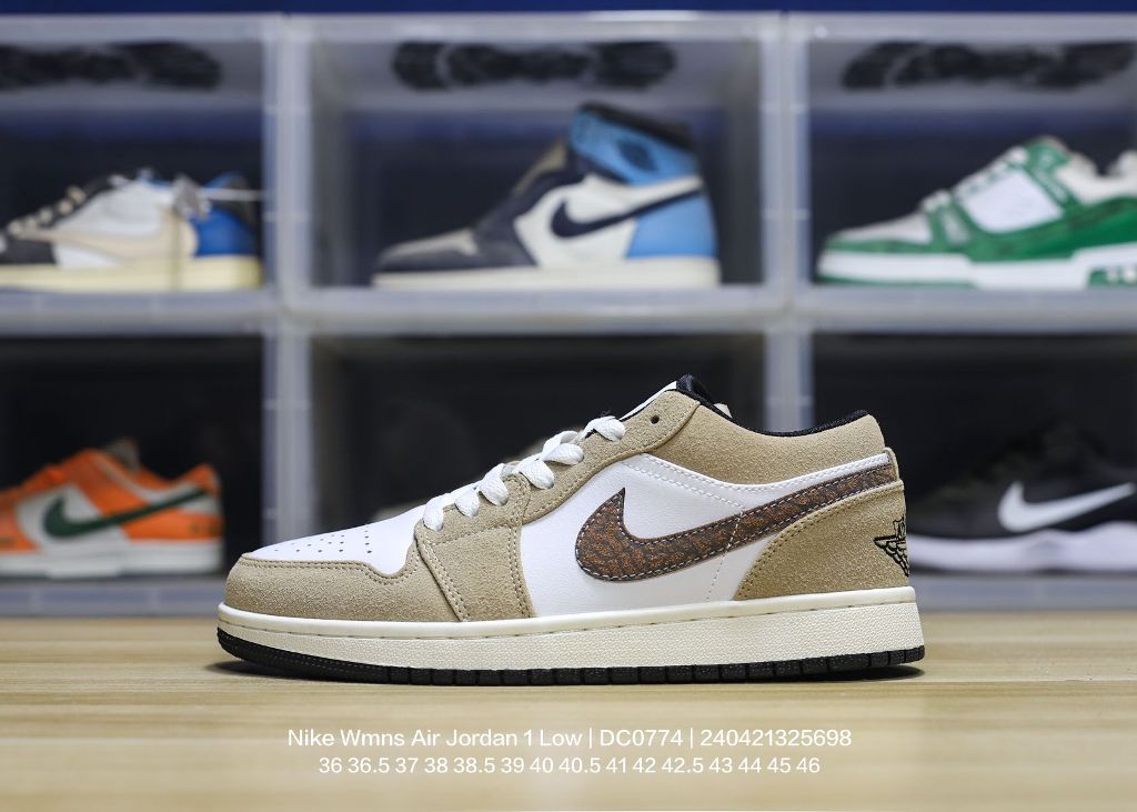 Air Jordan 1 Low-026