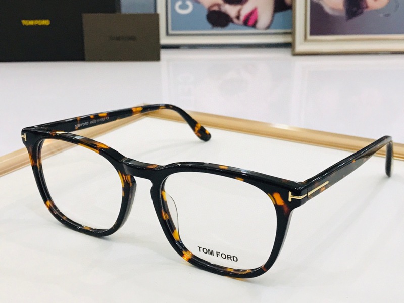 Tom Ford Plain Glass Spectacles(High Quality)-366