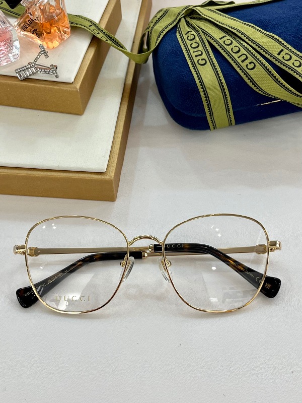 Gucci Plain Glass Spectacles(High Quality)-581